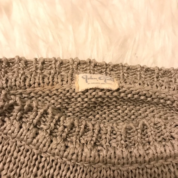 Brandy Melville tan sweater - Picture 3 of 3